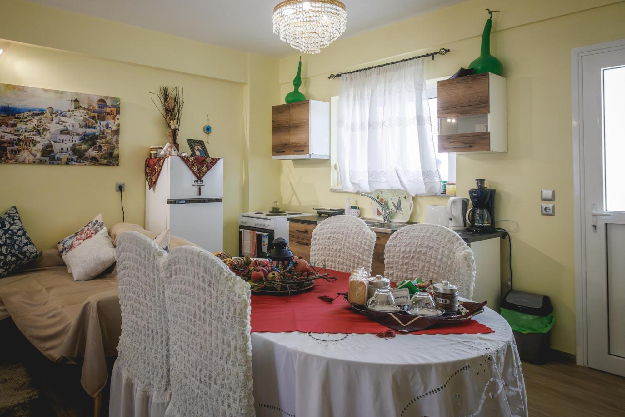 Καινούριο Σπίτι Σε Ήσυχη Τοποθεσία Apartment Nafplio Bagian luar foto